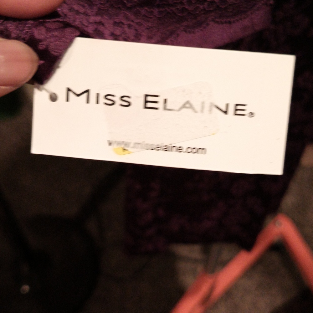 FINAL PRICE NWT Miss Elaine Deep Plum Floral Design Pajamas Lg - Picture 10 of 10